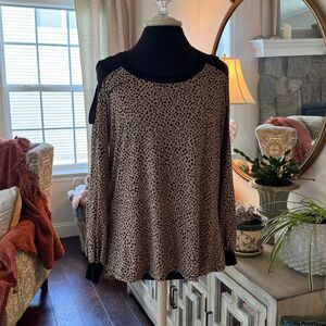 Leopard Print Long Sleeve Top peekaboo, shoulders size small